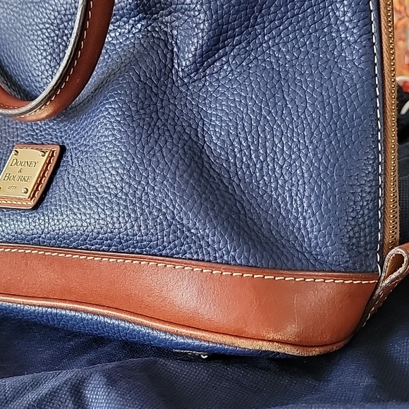Dooney and Bourke satchel and wallet set - Picture 7 of 7